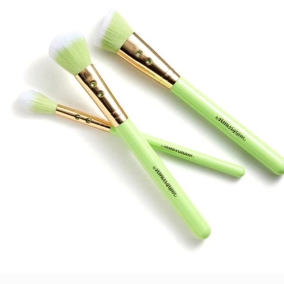 SlmissGlam Makeup Slmissglam Green Trio Brush Set Poshmark